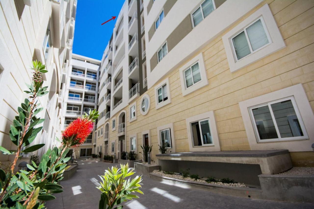 Modern Luxury Penthouse In Perfect Sliema Location 아파트 외부 사진