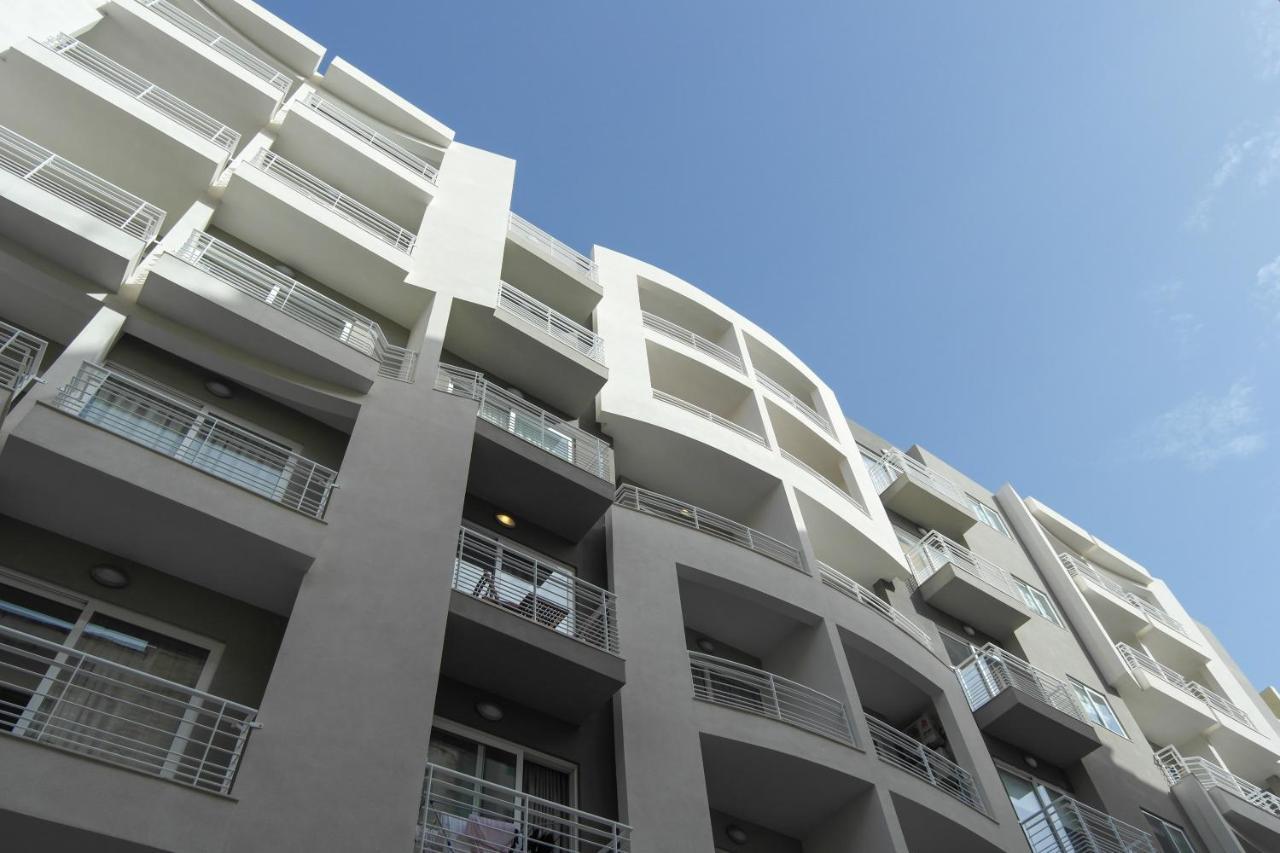 Modern Luxury Penthouse In Perfect Sliema Location 아파트 외부 사진