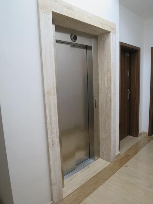 Modern Luxury Penthouse In Perfect Sliema Location 아파트 외부 사진